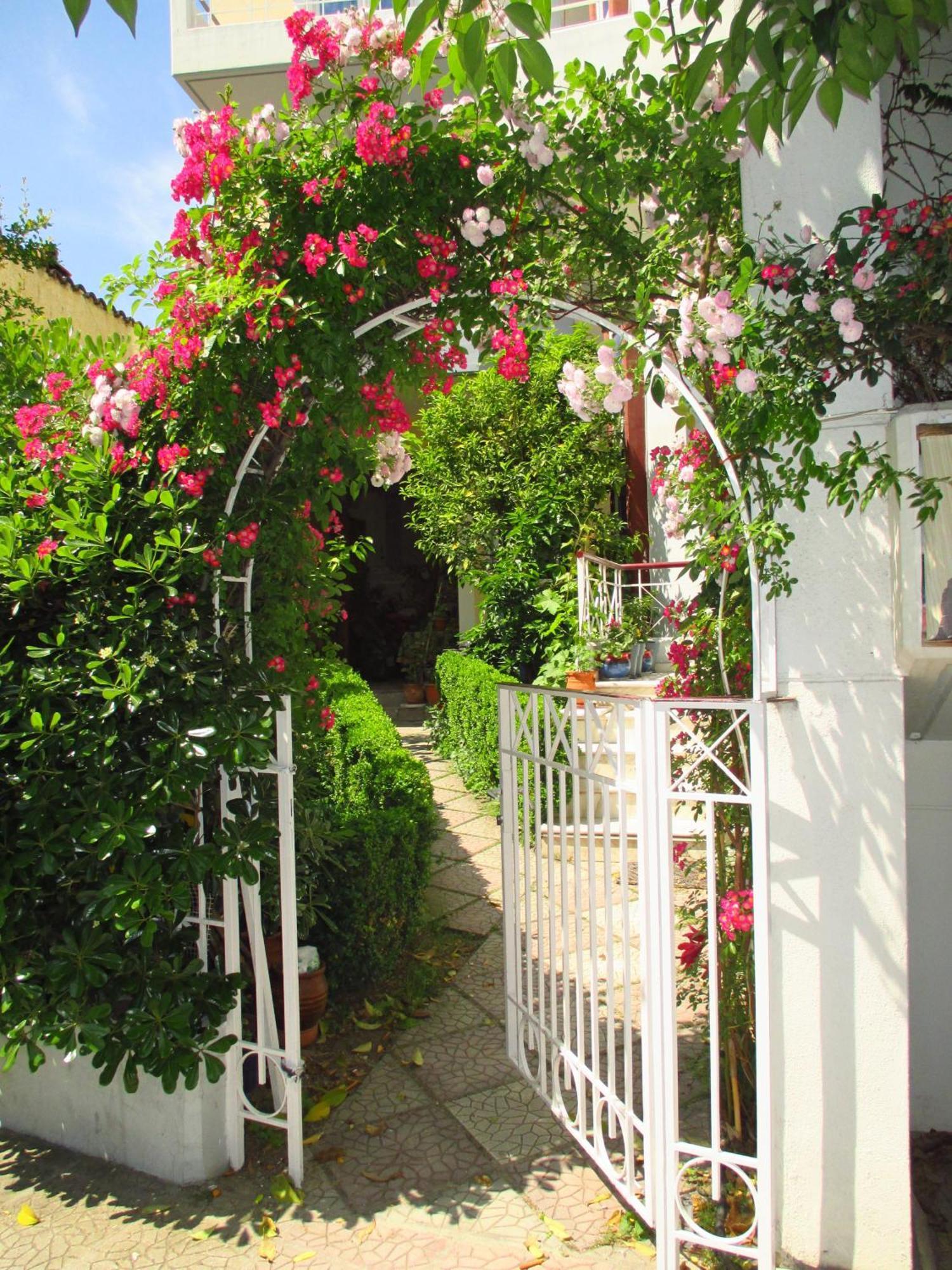 Nomads Rooms Trikala  Exterior photo